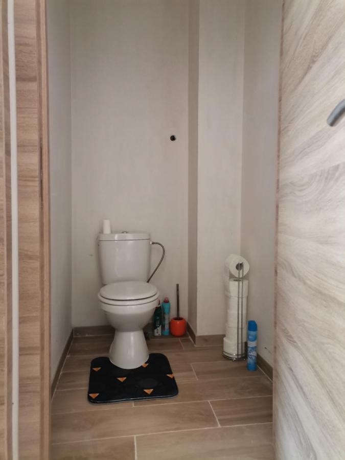 Le Caillou Blanc Apartment Шарлероа Екстериор снимка